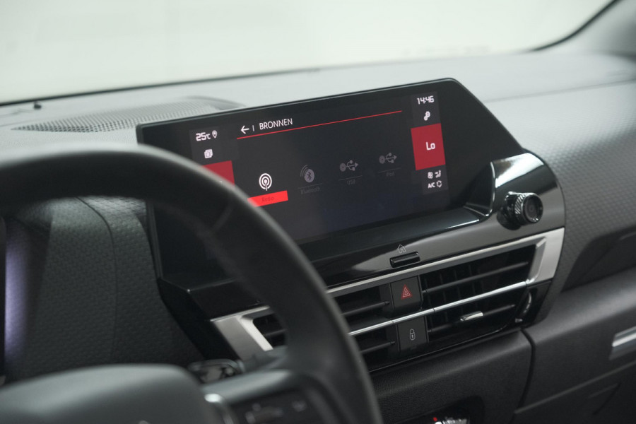 Citroën C4 Puretech 130 EAT8 Shine | Camera | Dodehoekdetectie | Head-Up Display | Apple Carplay