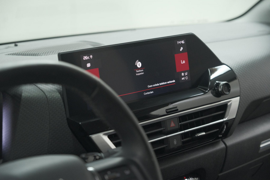 Citroën C4 Puretech 130 EAT8 Shine | Camera | Dodehoekdetectie | Head-Up Display | Apple Carplay