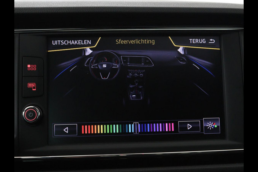 Seat Leon 1.4 TSI FR Xcellence | Panoramadak | Camera | Stoelverwarming | Half leder/Alcantara | Carplay | Full LED