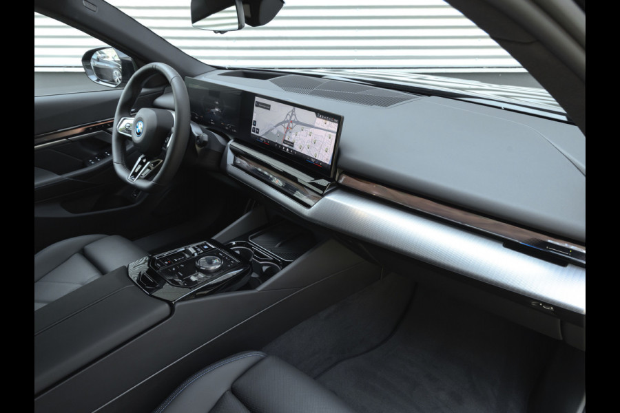 BMW i5 eDrive40 M-Sport Pro - 18 km!! - Driving Ass Prof - Head-up