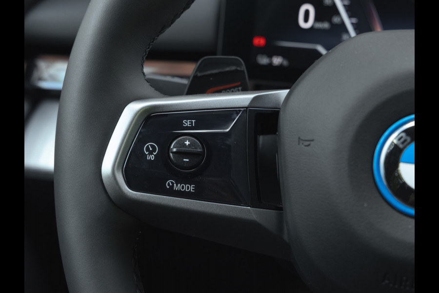 BMW i5 eDrive40 M-Sport Pro - 18 km!! - Driving Ass Prof - Head-up