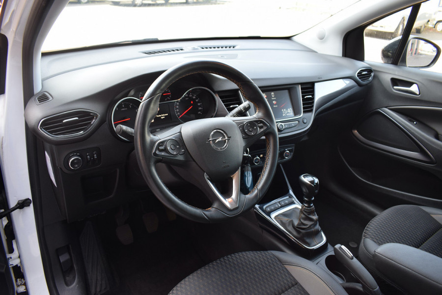 Opel Crossland X 1.2 Turbo Innovation | Trekhaak | Apple CarPlay | Half Leer | Climate
