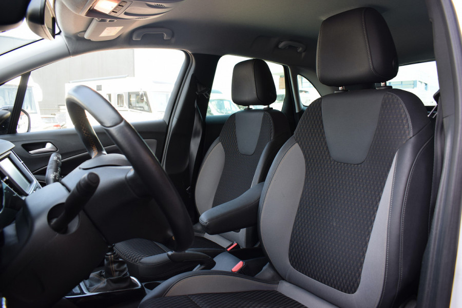 Opel Crossland X 1.2 Turbo Innovation | Trekhaak | Apple CarPlay | Half Leer | Climate