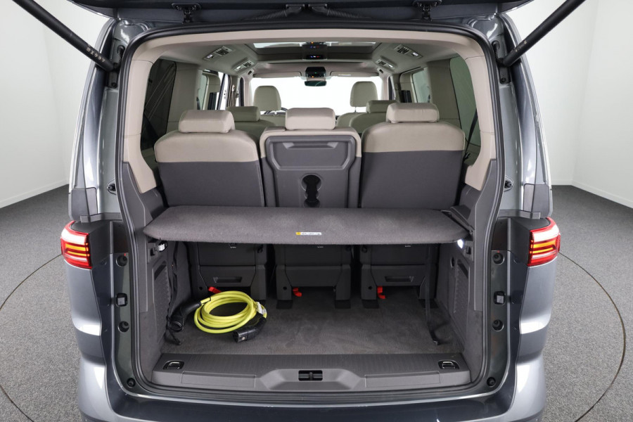 Volkswagen Multivan 1.5 eHybrid L2 Bulli Edition 4Motion 7 persoons | Trekhaak | Assistentiepakket | Verwarmbare voorstoelen