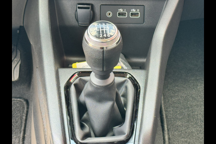 Renault Clio 1.0 TCe 90 Evolution | Apple Carplay | Camera achter | Stoel en stuurverwarming | Cruise control | LED