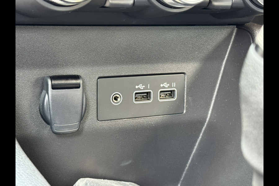 Renault Clio 1.0 TCe 90 Evolution | Apple Carplay | Camera achter | Stoel en stuurverwarming | Cruise control | LED