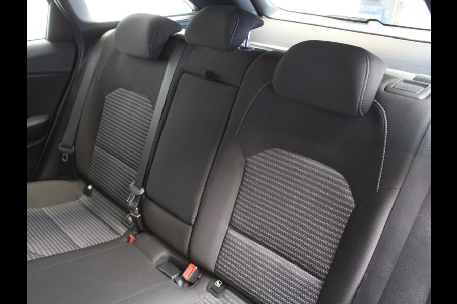 Kia Ceed Sportswagon 1.5 T-GDi DynamicLine CLIMATE | CRUISE | CAMERA | DAB | NAVI | CARPLAY | LED | LMV
