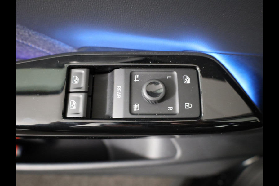 Volkswagen ID.3 Pro Business 59 kWh Pano-dak| Navi| 19'LM-velgen| verwarmd stuur en-voorstoelen