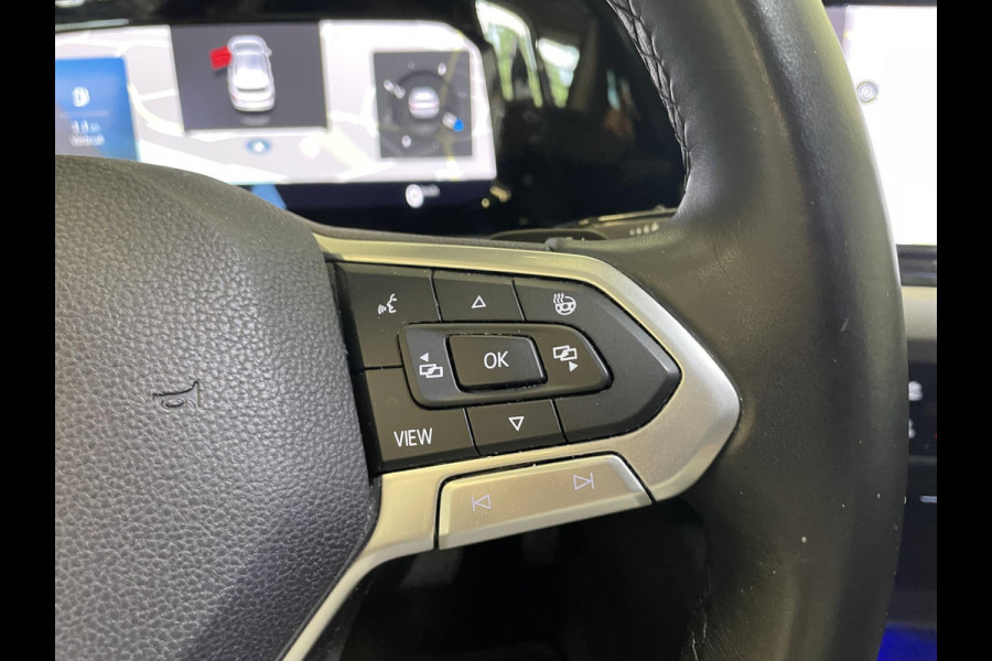 Volkswagen Golf 1.5 eTSI Life DSG-7 Aut Trekhaak Navigatie Apple Carplay/ Android Auto Camera Parkeersensoren Adaptive Cruise Control Stuur- en stoelverwarming Virtual Cockpit Lichtmetalen velgen Sfeerverlichting Climate Control