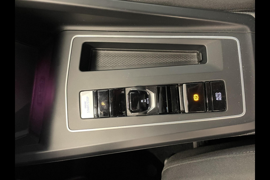 Volkswagen Golf 1.5 eTSI Life DSG-7 Aut Trekhaak Navigatie Apple Carplay/ Android Auto Camera Parkeersensoren Adaptive Cruise Control Stuur- en stoelverwarming Virtual Cockpit Lichtmetalen velgen Sfeerverlichting Climate Control