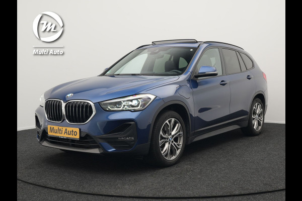 BMW X1 xDrive25e Sportline Plug In Hybrid 220pk PHEV | Panodak | Trekhaak Afn. | Head Up |  Lederen Sportstoelen Verwarmd | Apple Carplay | Camera | 18"L.M | M Sportstuur |