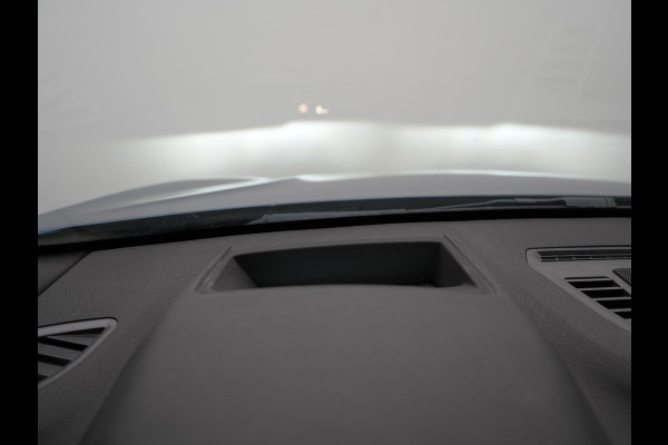 BMW X1 xDrive25e Sportline Plug In Hybrid 220pk PHEV | Panodak | Trekhaak Afn. | Head Up |  Lederen Sportstoelen Verwarmd | Apple Carplay | Camera | 18"L.M | M Sportstuur |