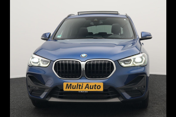BMW X1 xDrive25e Sportline Plug In Hybrid 220pk PHEV | Panodak | Trekhaak Afn. | Head Up |  Lederen Sportstoelen Verwarmd | Apple Carplay | Camera | 18"L.M | M Sportstuur |