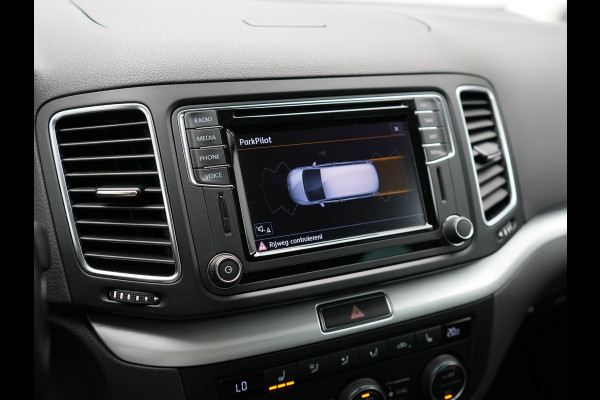 Volkswagen Sharan 1.4 TSI 150pk DSG Comfortline 7 Persoons | Adaptive Cruise | Navi Full Map | Laneassist | Stoelverwarming | Climate Control | Bluetooth Audio |