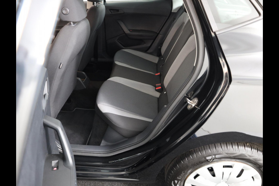 Seat Ibiza 1.0 TSI Style 95PK | Navigatie via app | Parkeersensoren | Airco |