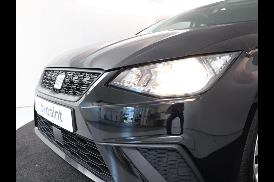 Seat Ibiza 1.0 TSI Style 95PK | Navigatie via app | Parkeersensoren | Airco |