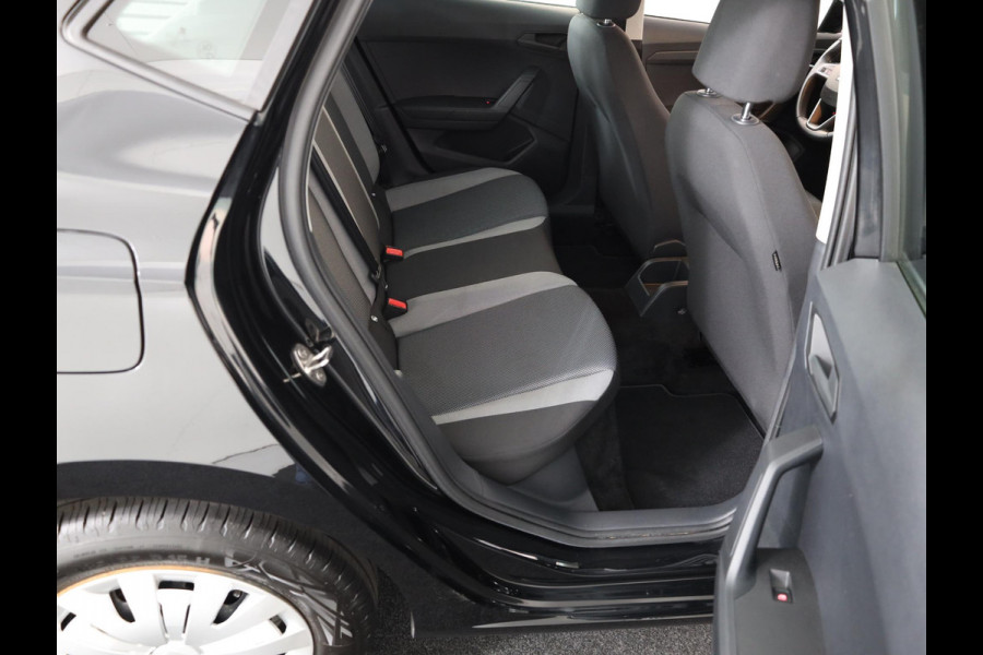 Seat Ibiza 1.0 TSI Style 95PK | Navigatie via app | Parkeersensoren | Airco |
