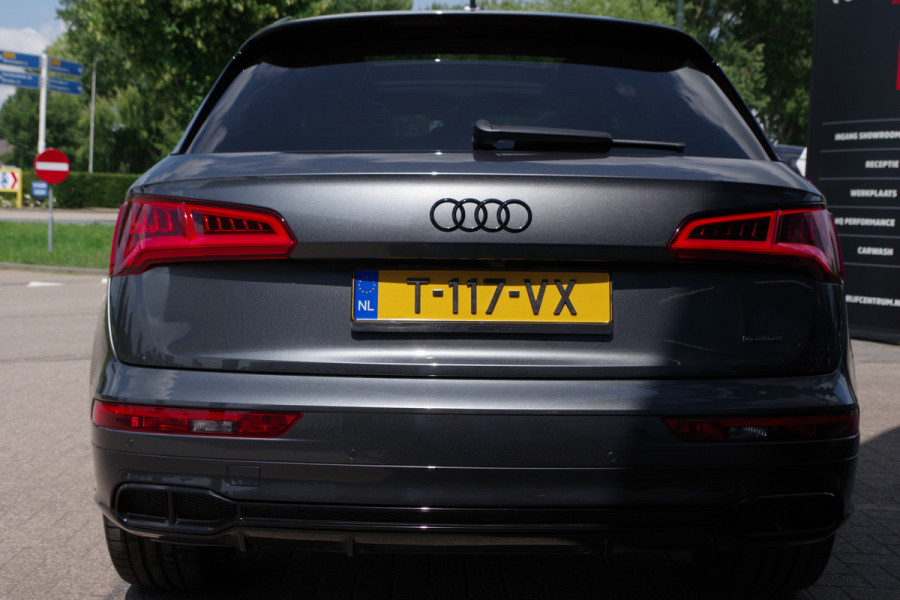 Audi Q5 55 TFSI e 367 PK Quattro Competition S-Line PHEV, Panoramadak, RS-Leder, 360 Camera, Adap. Cruise Control