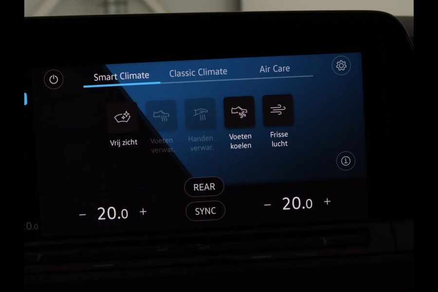 Volkswagen Golf 1.4 eHybrid GTE | Camera | Adaptive cruise | Carplay | Navigatie | Sportstoelen | Full LED | Sfeerverlichting | PHEV