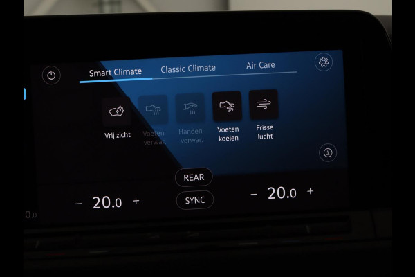 Volkswagen Golf 1.4 eHybrid GTE | Camera | Adaptive cruise | Carplay | Navigatie | Sportstoelen | Full LED | Sfeerverlichting | PHEV