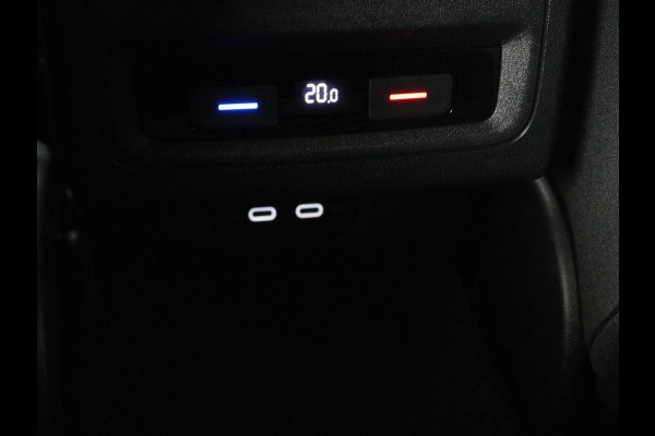 Volkswagen Golf 1.4 eHybrid GTE | Camera | Adaptive cruise | Carplay | Navigatie | Sportstoelen | Full LED | Sfeerverlichting | PHEV