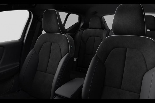 Volvo XC40 B4 211PK Automaat Plus Dark / Extra getint glas achter / Climate pack / Connect Nubuck bekleding
