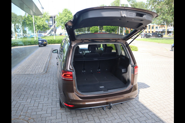 Volkswagen Touran 1.2 TSI Connected Series 7 Persoons