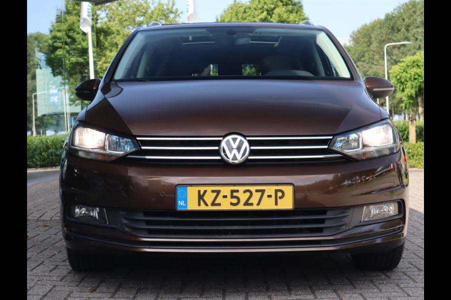 Volkswagen Touran 1.2 TSI Connected Series 7 Persoons