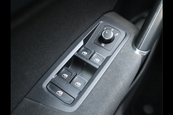 Volkswagen Touran 1.2 TSI Connected Series 7 Persoons
