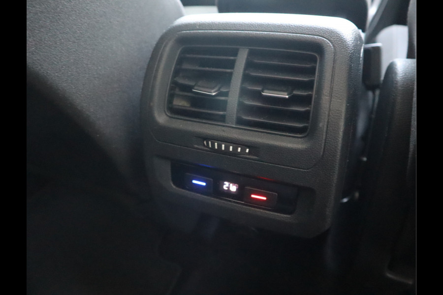 Volkswagen Touran 1.2 TSI Connected Series 7 Persoons
