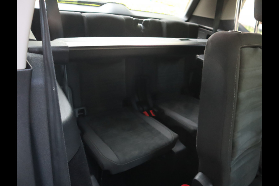 Volkswagen Touran 1.2 TSI Connected Series 7 Persoons