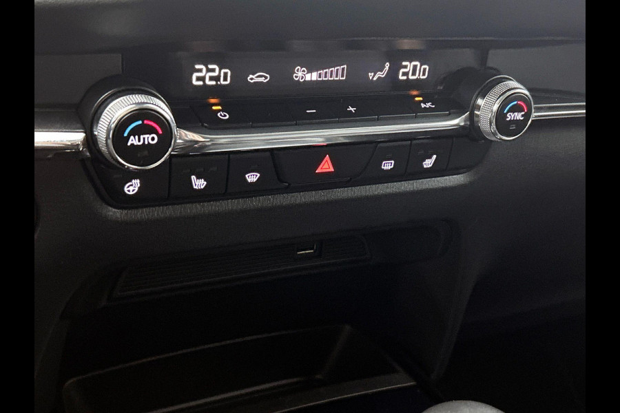 Mazda CX-30 2.0 e-SkyActiv M Hybrid AUTOM. FULL OPTION oa. AD-CRUISE CAMERA LEER EL. STOEL