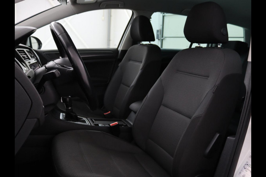 Volkswagen GOLF Variant 1.0 TSI Comfortline | Trekhaak | Navigatie | Apple CarPlay | Cruise Control | DAB | LED | LMV