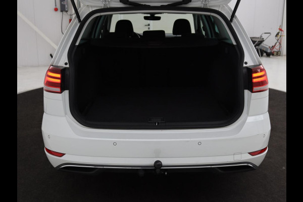 Volkswagen GOLF Variant 1.0 TSI Comfortline | Trekhaak | Navigatie | Apple CarPlay | Cruise Control | DAB | LED | LMV