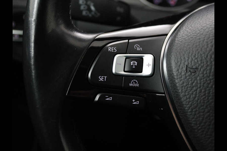 Volkswagen GOLF Variant 1.0 TSI Comfortline | Trekhaak | Navigatie | Apple CarPlay | Cruise Control | DAB | LED | LMV