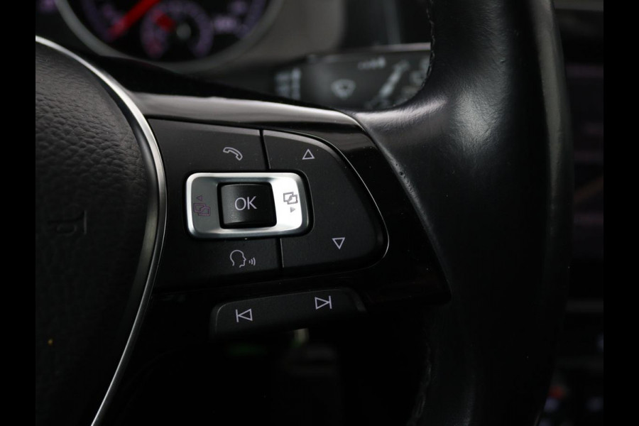 Volkswagen GOLF Variant 1.0 TSI Comfortline | Trekhaak | Navigatie | Apple CarPlay | Cruise Control | DAB | LED | LMV