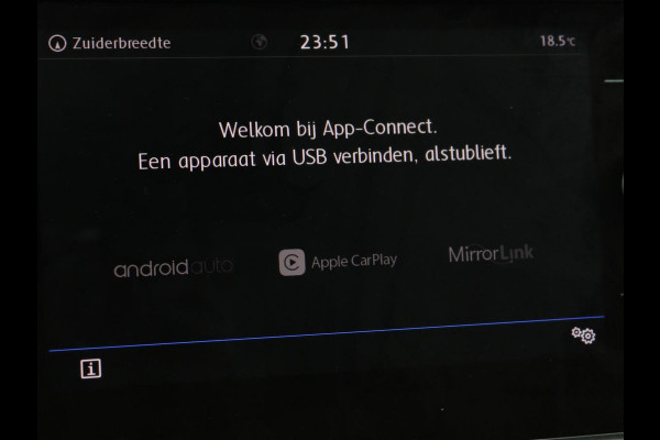Volkswagen GOLF Variant 1.0 TSI Comfortline | Trekhaak | Navigatie | Apple CarPlay | Cruise Control | DAB | LED | LMV