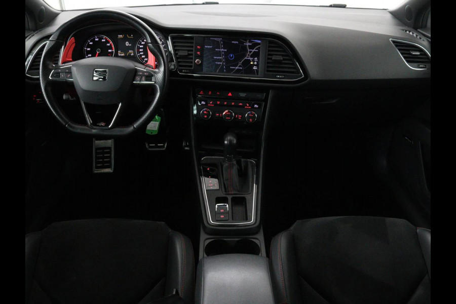Seat Leon 1.4 TSI FR Xcellence | Panoramadak | Camera | Stoelverwarming | Half leder/Alcantara | Carplay | Full LED