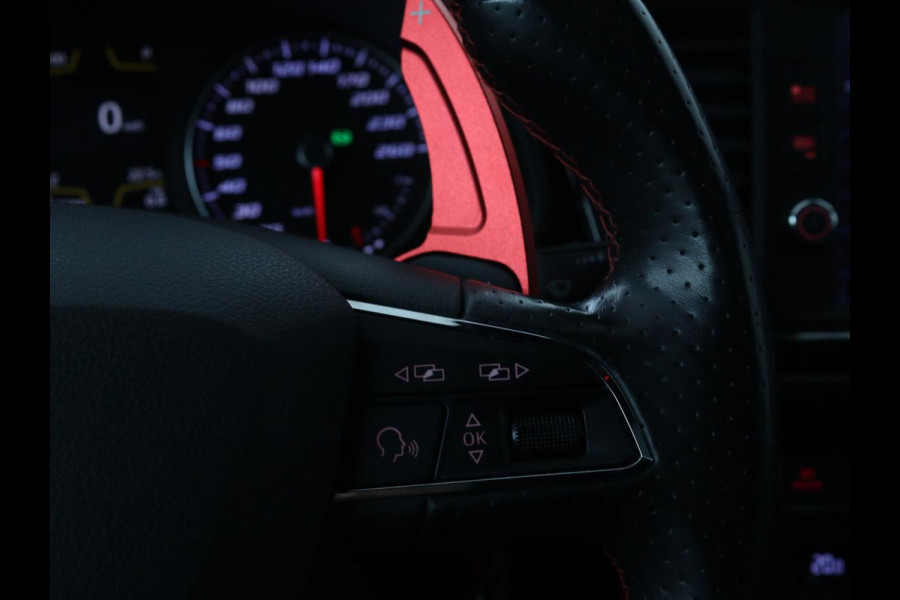 Seat Leon 1.4 TSI FR Xcellence | Panoramadak | Camera | Stoelverwarming | Half leder/Alcantara | Carplay | Full LED