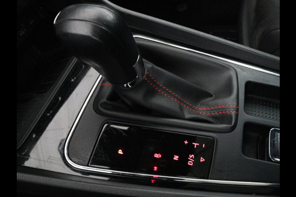 Seat Leon 1.4 TSI FR Xcellence | Panoramadak | Camera | Stoelverwarming | Half leder/Alcantara | Carplay | Full LED