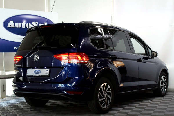 Volkswagen Touran 1.5 TSI DSG Highline 7p 1eEIG! ACC CARPLAY DAB CAMERA '19