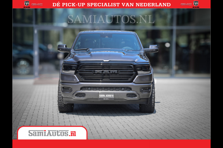 Dodge Ram 1500 Laramie Night 5,7 V8 402PK | Krachtige Hemi | Zeer Rijk Uitgevoerd | Comfortabele Dubbele Cabine met Royale 5 Zitplaatsen | BPM vrij | Nu Leverbaar uit Voorraad | Voorraad Nr 2371 - 2297