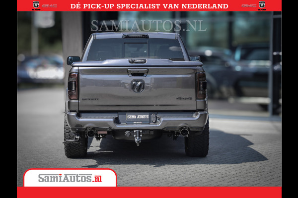 Dodge Ram 1500 Laramie Night 5,7 V8 402PK | Krachtige Hemi | Zeer Rijk Uitgevoerd | Comfortabele Dubbele Cabine met Royale 5 Zitplaatsen | BPM vrij | Nu Leverbaar uit Voorraad | Voorraad Nr 2371 - 2297