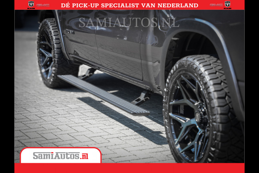 Dodge Ram 1500 Laramie Night 5,7 V8 402PK | Krachtige Hemi | Zeer Rijk Uitgevoerd | Comfortabele Dubbele Cabine met Royale 5 Zitplaatsen | BPM vrij | Nu Leverbaar uit Voorraad | Voorraad Nr 2371 - 2297