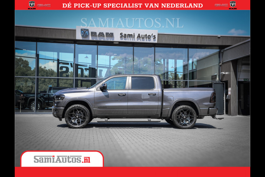 Dodge Ram 1500 Laramie Night 5,7 V8 402PK | Krachtige Hemi | Zeer Rijk Uitgevoerd | Comfortabele Dubbele Cabine met Royale 5 Zitplaatsen | BPM vrij | Nu Leverbaar uit Voorraad | Voorraad Nr 2371 - 2297