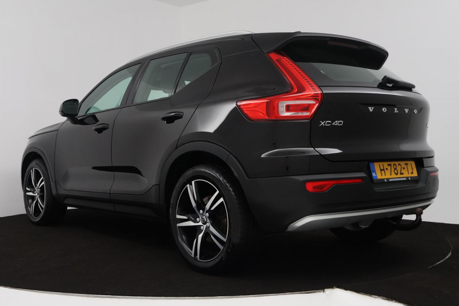 Volvo XC40 2.0 T4 Inscription (TREKHAAK, STOEL/STUUR VERWARMING, ACHTERUITRIJCAMERA, NAVIGATIE, SENSOREN, NL-AUTO)