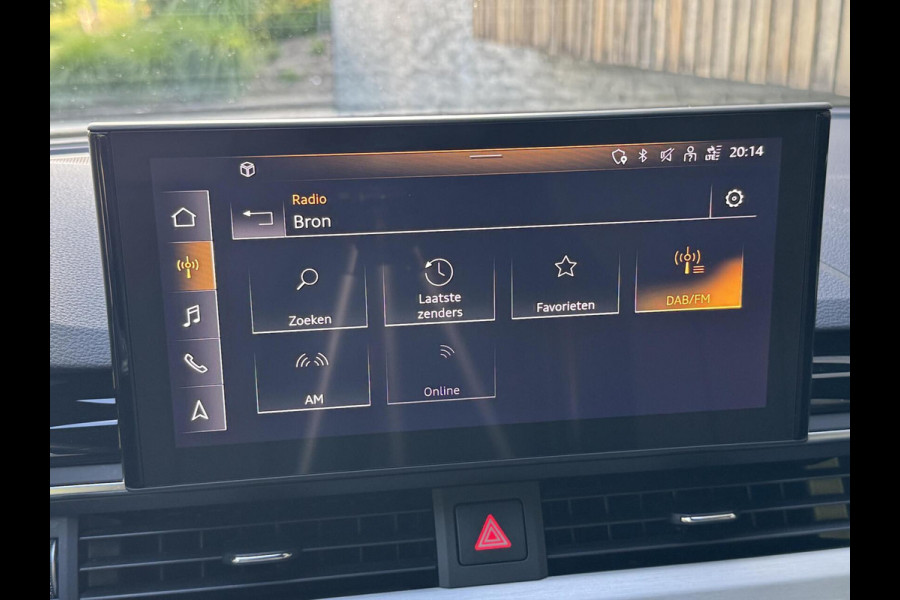Audi A4 Avant 35 TFSI S edition Automaat | Navigatiesysteem | Climate control | Cruise control | Draadloze telefoonlader | 18 inch licht