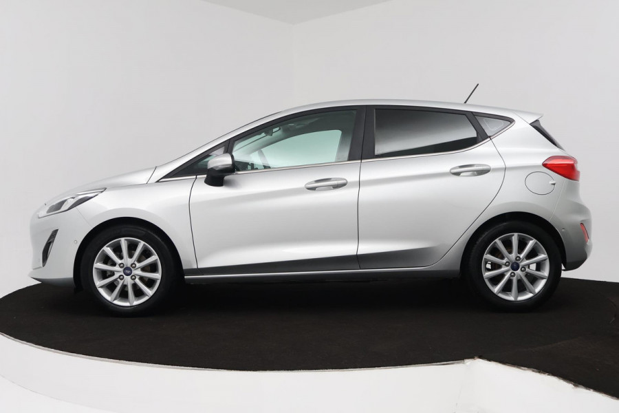 Ford Fiesta 1.0 EcoBoost Titanium Business (NAVIGATIE, PARKEERSENSOREN, ACHTERUITRIJCAMERA, CRUISE ADAPTIEF, NL-AUTO)