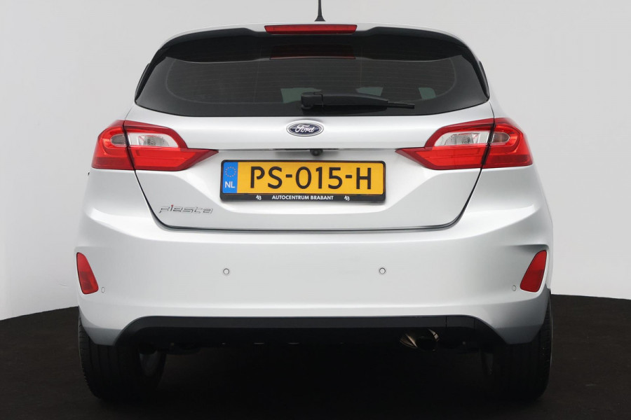 Ford Fiesta 1.0 EcoBoost Titanium Business (NAVIGATIE, PARKEERSENSOREN, ACHTERUITRIJCAMERA, CRUISE ADAPTIEF, NL-AUTO)