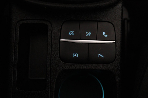 Ford Fiesta 1.0 EcoBoost Titanium Business (NAVIGATIE, PARKEERSENSOREN, ACHTERUITRIJCAMERA, CRUISE ADAPTIEF, NL-AUTO)